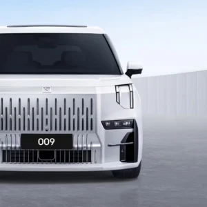Đầu xe Zeekr 009