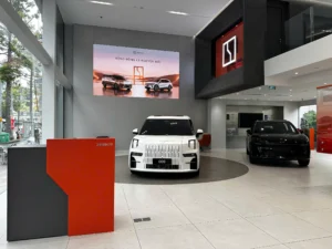 Showroom Zeekr Hồ Chí Minh tại 6A Trần Hưng Đạo đã hoàn thiện 99%. Trải nghiệm không gian xe điện sang trọng, đẳng cấp chuẩn quốc tế ngay tại trung tâm TP.HCM.